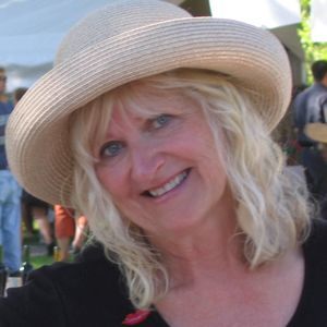 Meet your Posher, Kasandra